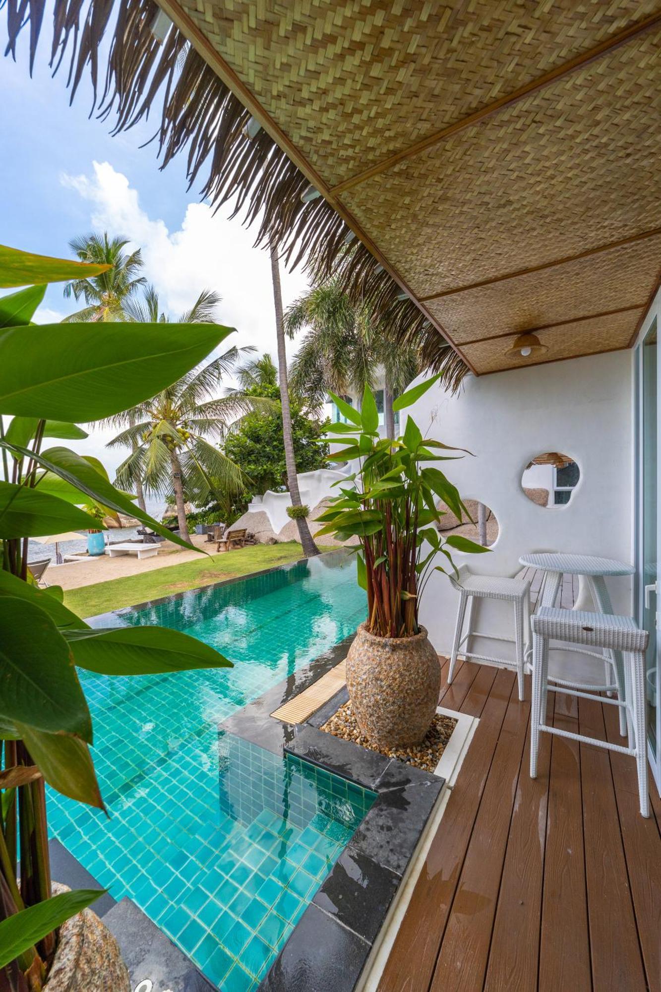 The Rock Samui Beach Resort Lamai Beach  Exterior photo