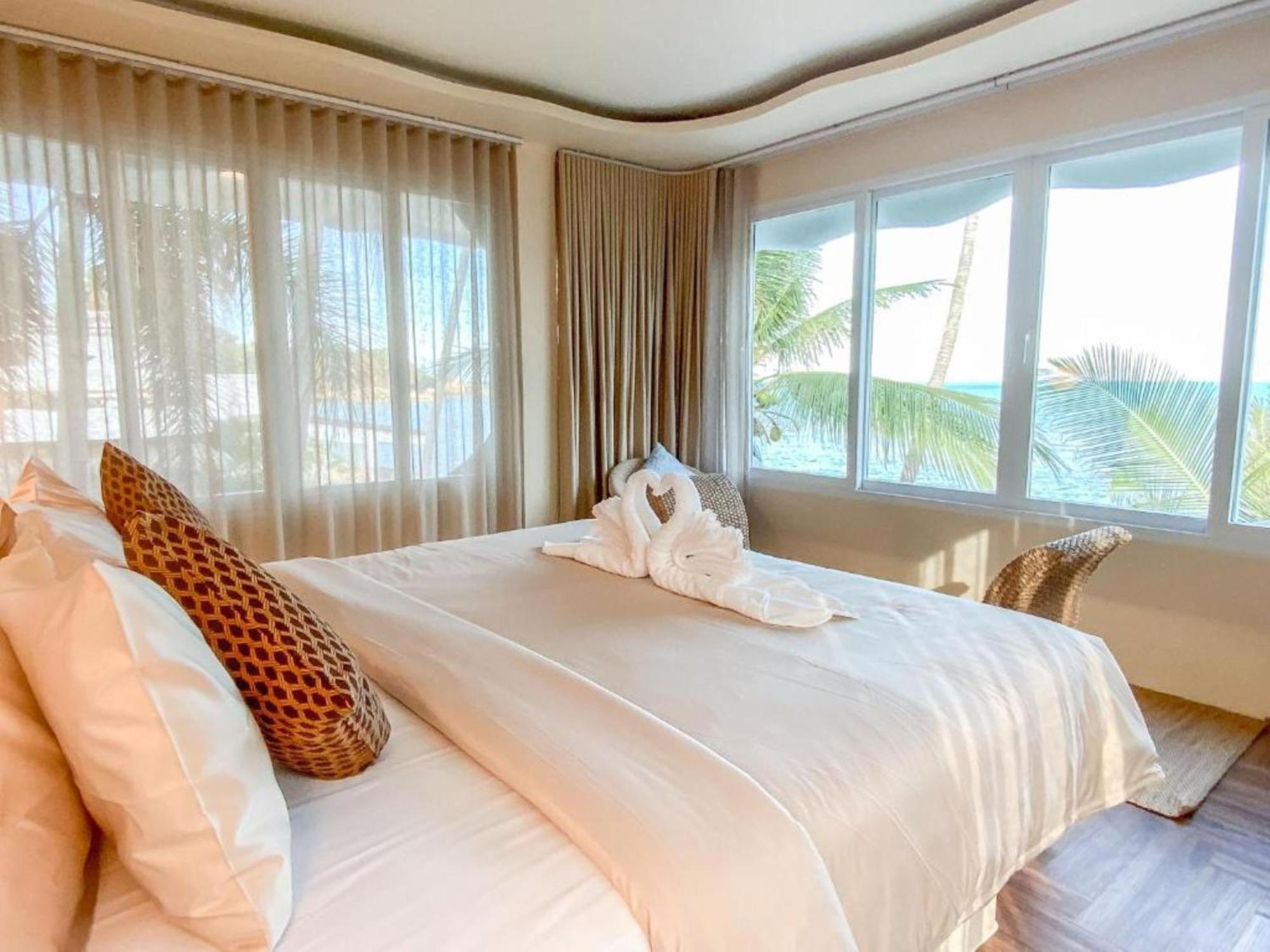 The Rock Samui Beach Resort Lamai Beach  Room photo